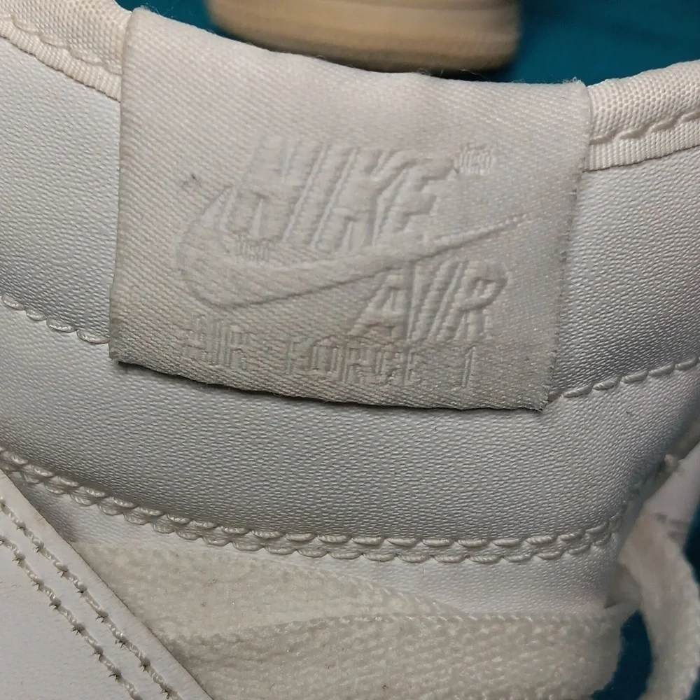 NIKE AIR FORCE 1   314195-113 Sneakers  Size 7 Y Classic 2015 White Out